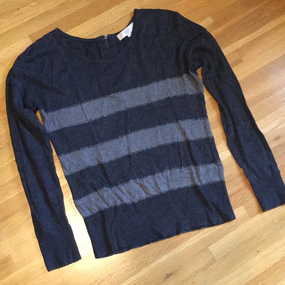 Sweater with sparkle detail